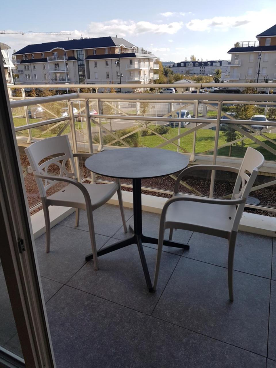Domitys Le Carrousel Lejlighedshotel Cabourg Eksteriør billede